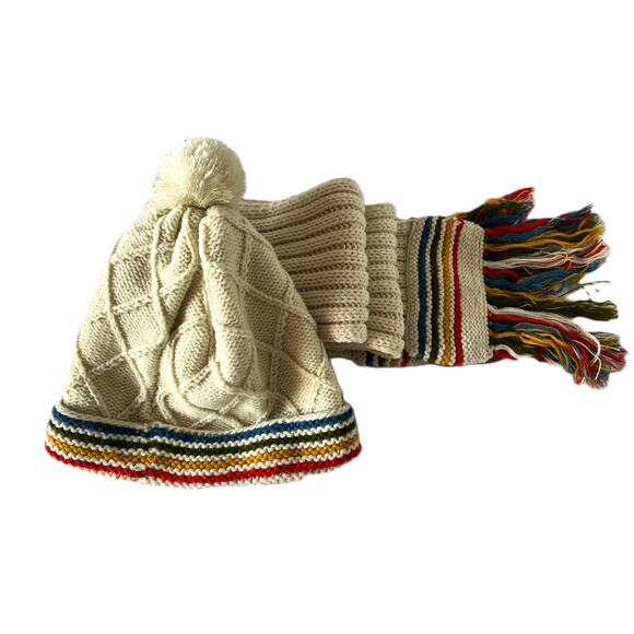 CollAge Rare Vintage Winter Hat and 6 ft. Scarf - Picture 2 of 7